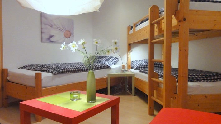 Kleines Zimmer - groe Betten